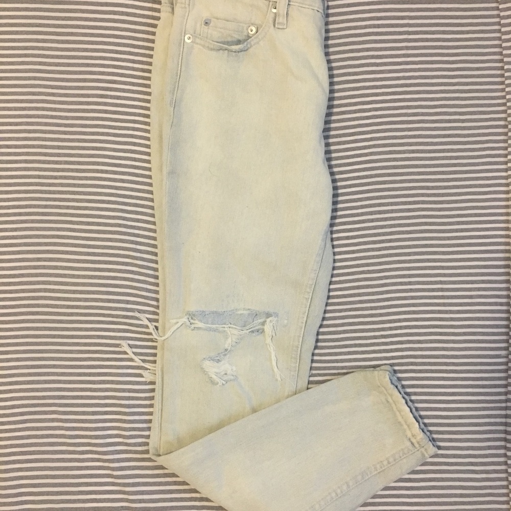 BDG Slim B/F Low Rise Jean